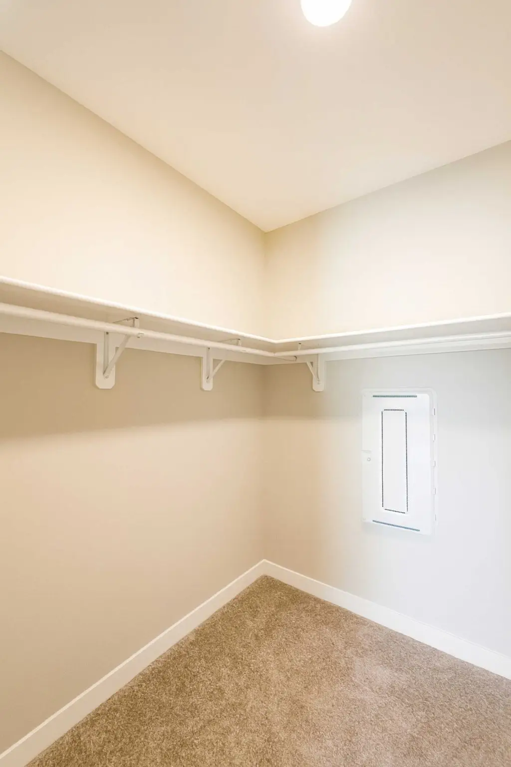 175b573c 4f3f 4b91 afe9 480f16680904